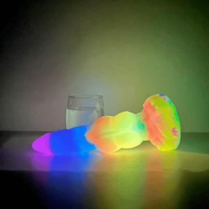 HERO Ⅳ Dildo Glow In Dark - Image 5