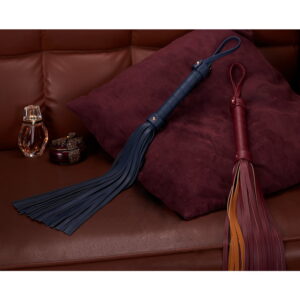 Kit for chic BDSM practitioners: Blindfold, Collar, Handcuff, Ankle Cuff Set. - Image 7